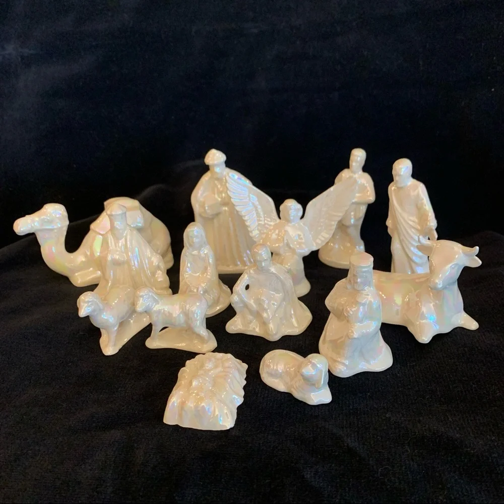 14 Piece Small Ceramic Pearlescent White Nativity Set Scene // Christmas Holiday